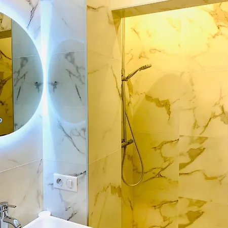 Monaco, Luxe, A 250m Casino Guest house Beausoleil